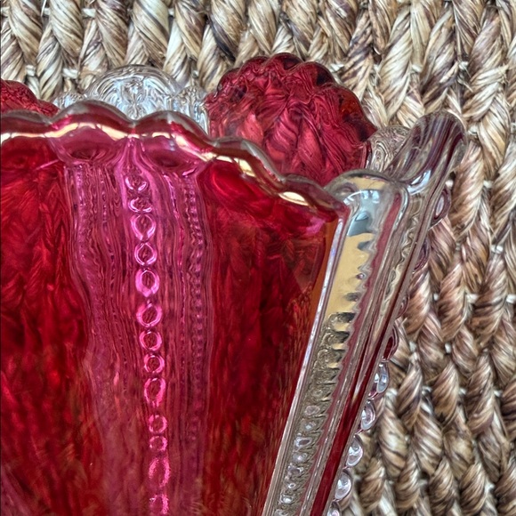 Vintage Cranberry Flash Triangle Footed Button Zipper Glass Vase 8.75” - Picture 10 of 17